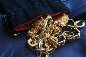 ©Image from BigStockPhoto.com The cash-for-gold craze appears to still be going strong, thanks to spikes and retreats in the price of the precious metal.