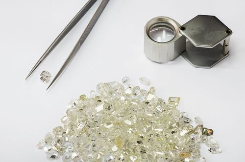 Calls for action over the lab-grown diamond melee situation are ramping up. bigstock-Jeweler-s-Equipment-49270775