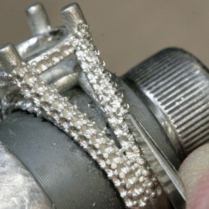 Photo courtesy Tom Weishaar Uniformity in stone size was key to creating this ring.