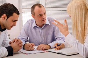 ©Image from BigStockPhoto.com Scheduling conflicts and having employees with differing levels of experience can make traditional one-on-one training difficult.