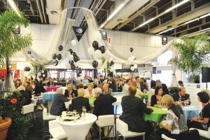 Photo courtesy Expo Prestige Special events and social gatherings at trade shows are prime opportunities for networking.