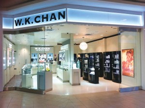 Photo courtesy Econo-lite.com Notice the two different lighting strategies at work in this store. The fashion-oriented left side is brighter, while the right half is more subdued in keeping with the higher price point merchandise.