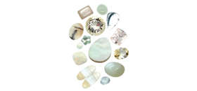 Cloud dancing with the gems