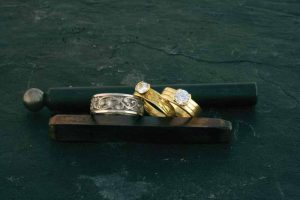 A recent study indicates 36 per cent of millennials are unlikely to compromise on ethical sourcing when buying wedding rings.