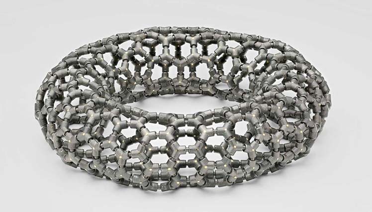 Photo courtesy Rio Grande ‘The Torus Bracelet for an Astronaut’ by Ontario designer Ezra Satok-Wolman took second place in the alternative metals/materials category at the 2019 Saul Bell Awards.