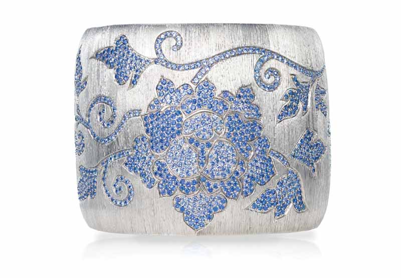 Titanium flower bracelet with blue sapphires (11.03 ctw) by VTse.