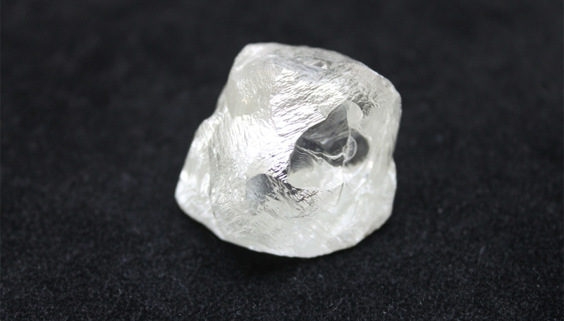 Photo courtesy Alrosa Alrosa discovered a 190.77-carat rough diamond at a site in Yakutia.