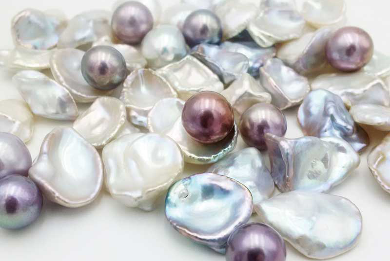 White Button Freshwater Pearls - A Grain of Sand