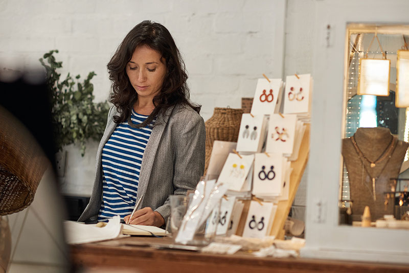 Photo ©BigStockPhoto.com The Retail Council of Canada and B2B network BarterPay have partnered on a program which will allow businesses convert unsold time and space and/or idle inventory into credits redeemable for other services. Photo ©BigStockPhoto.com