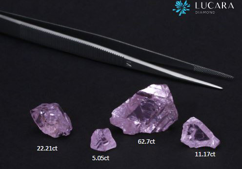 A ‘superb’ 22.21-carat fancy pink gem of similar quality was found during the same production period along with two additional pink gems of similar colour and purity.