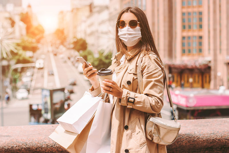 Photo ©BigStockPhoto.com Canadians are expected to spend an average of $1420 during this peek shopping period, up 29 per cent from 2020. Photo ©BigStockPhoto.com