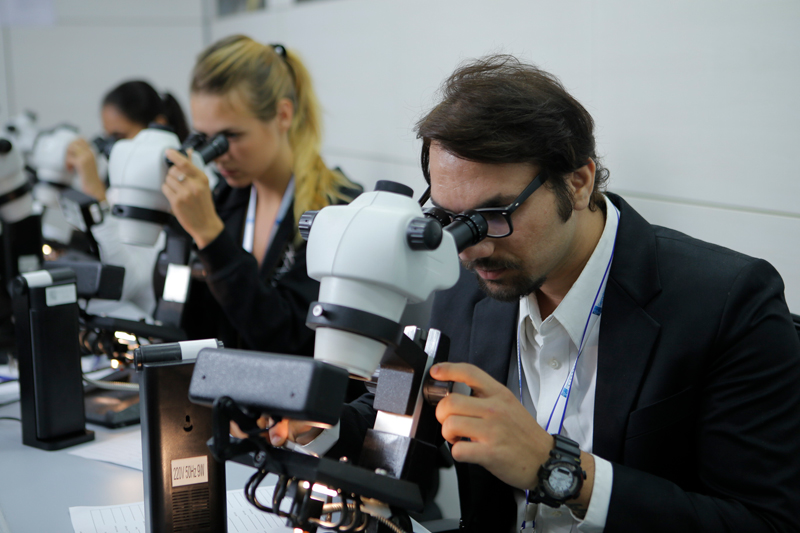 Gemological Science International (GSI) has been welcomed to the Plumb Club, becoming the group’s first gem lab member. Photo courtesy GSI