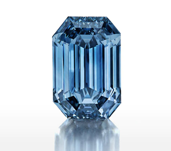 The 15.10-carat ‘De Beers Blue’ achieved US$57.5 million (approximately C$72.5 million) at Sotheby’s Hong Kong Luxury Week. Photo courtesy De Beers Group