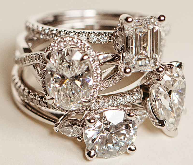 “Craft Your Carat” from Paris Jewellers helps customers design their own lab-grown diamond engagement rings.